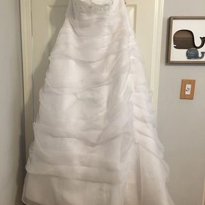 White wedding dress size 16